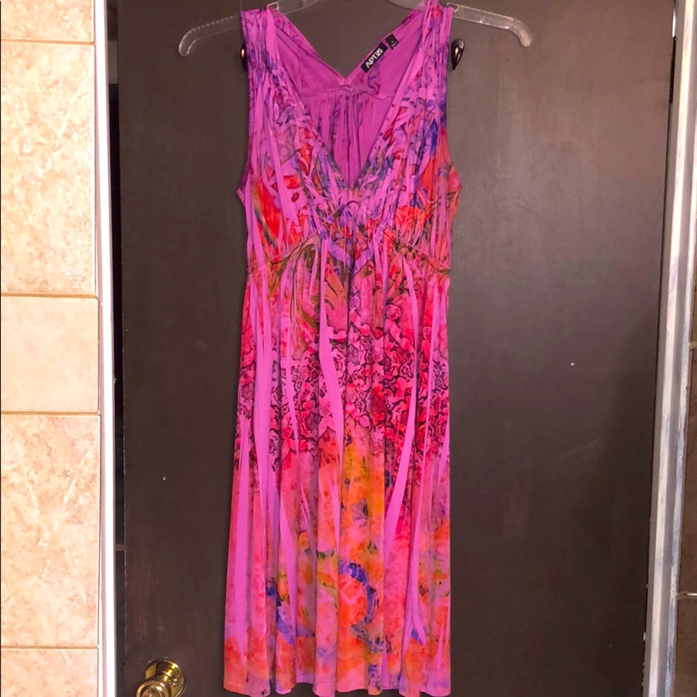 Apt 9 dress size Med